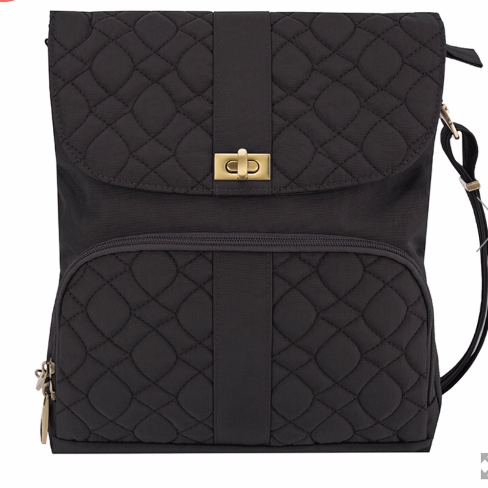 Travelon AntiTheft Signature Quilted Messenger Bag